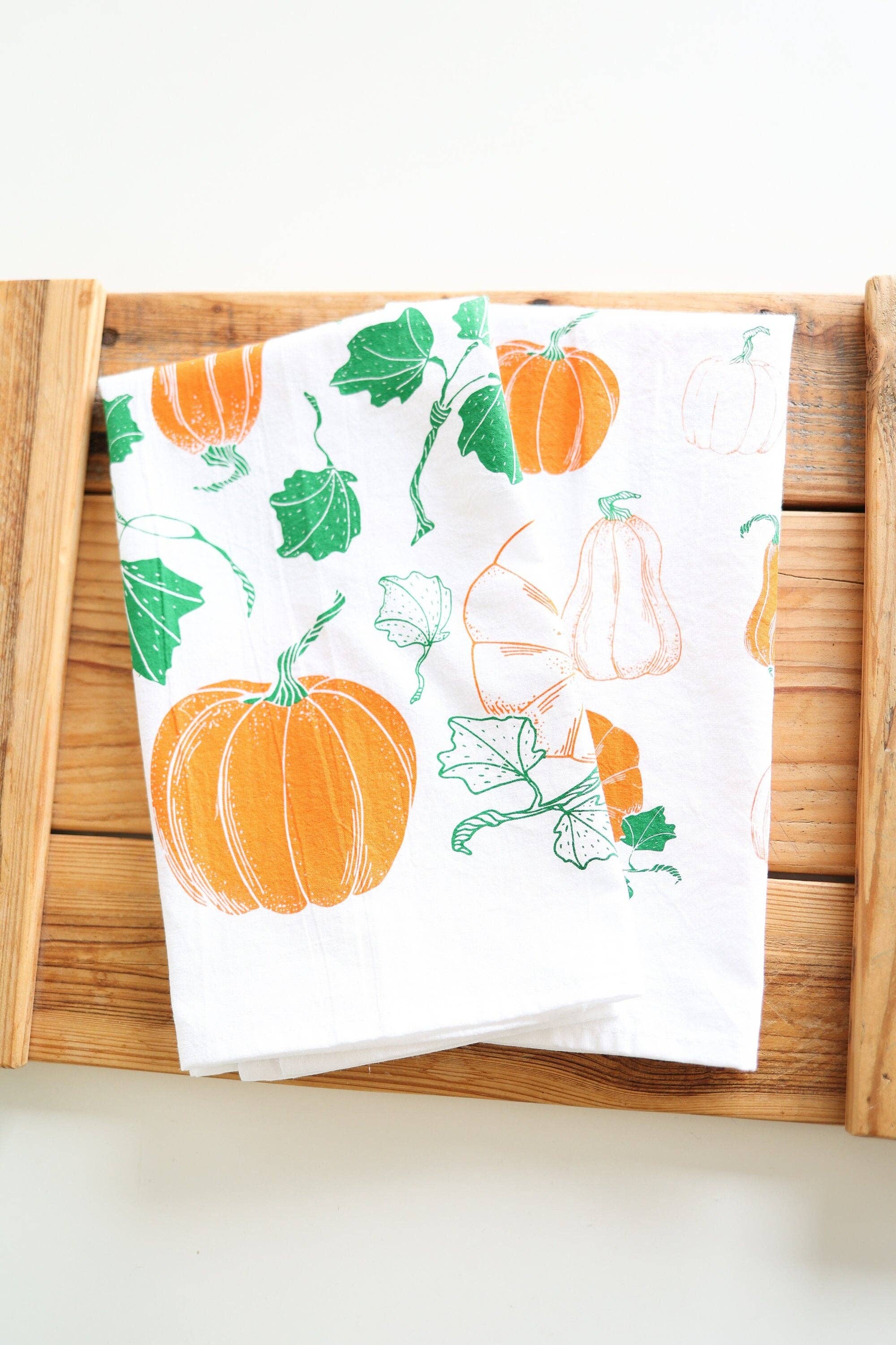 Fall Pumpkins Tea Towel - Autumn Flour Sack Towel - Seasonal