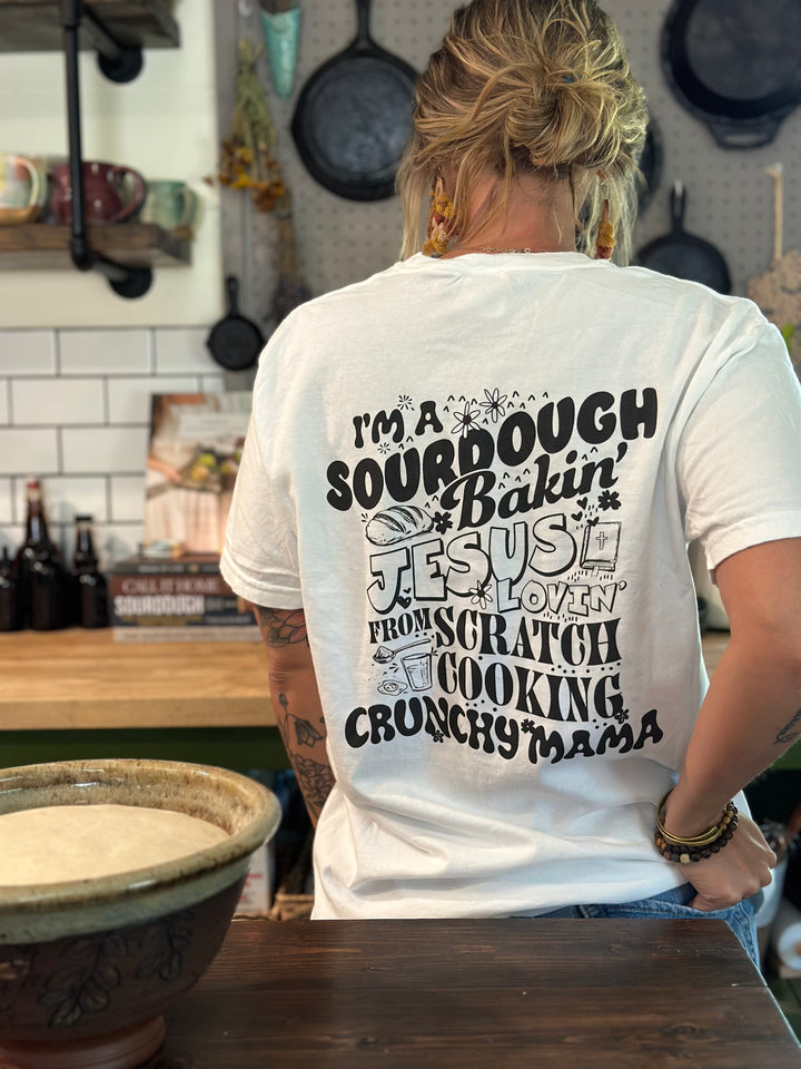 "Sourdough Baking Crunchy Mama" Unisex Tee