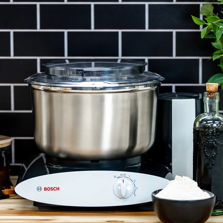 Black Universal Plus with Stainless Steel Bowl