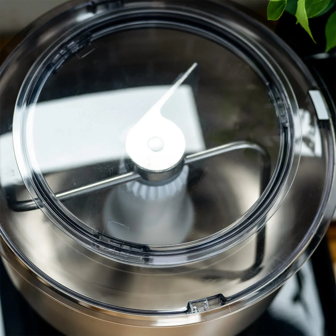 Black Universal Plus with Stainless Steel Bowl